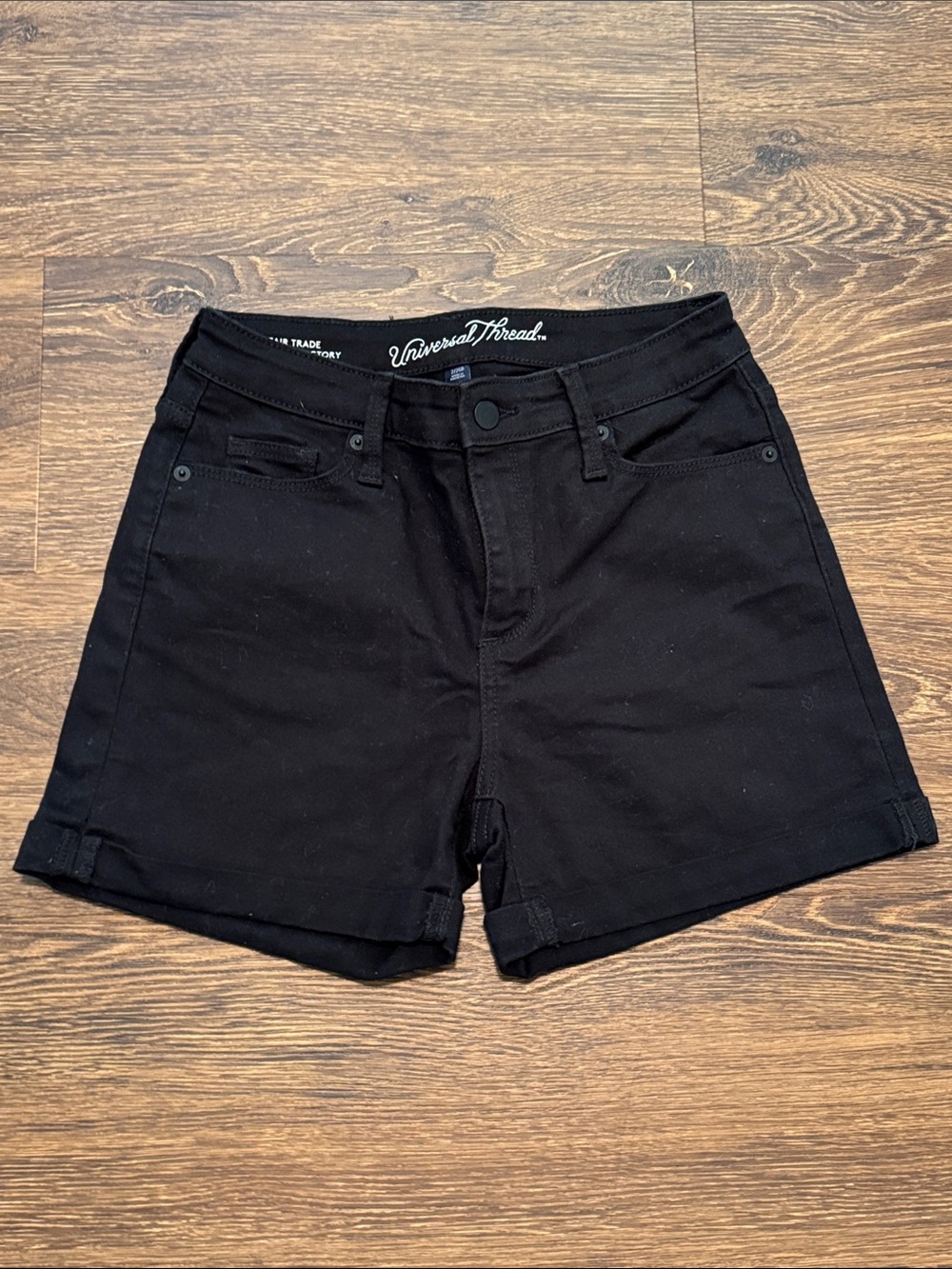 Universal Thread Black High-Waist Rolled Hem Denim Shorts